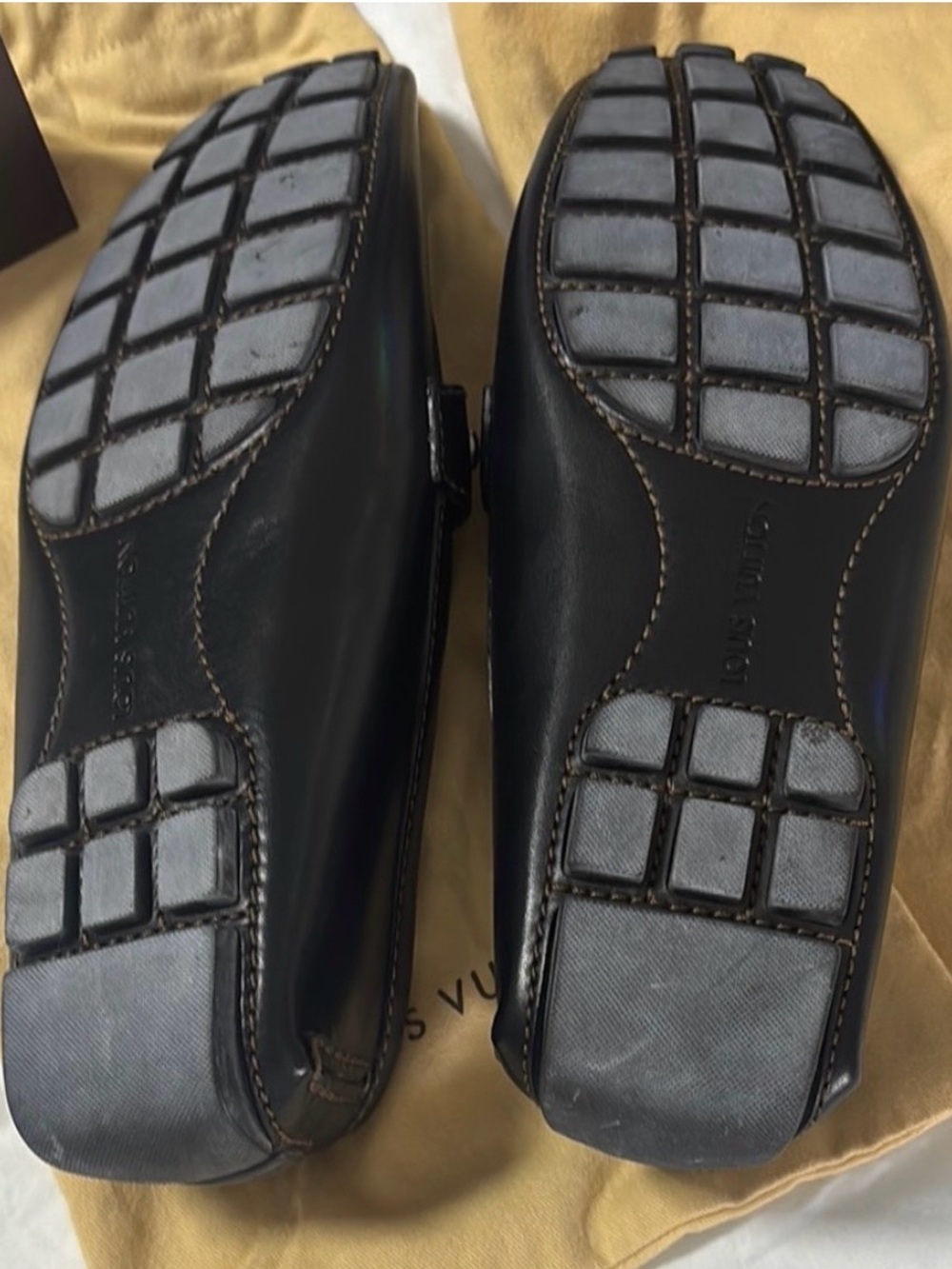 Louis Vuitton Black Leather Men’s LV Buckle Slip-On Loafers - Picture 2 of 9